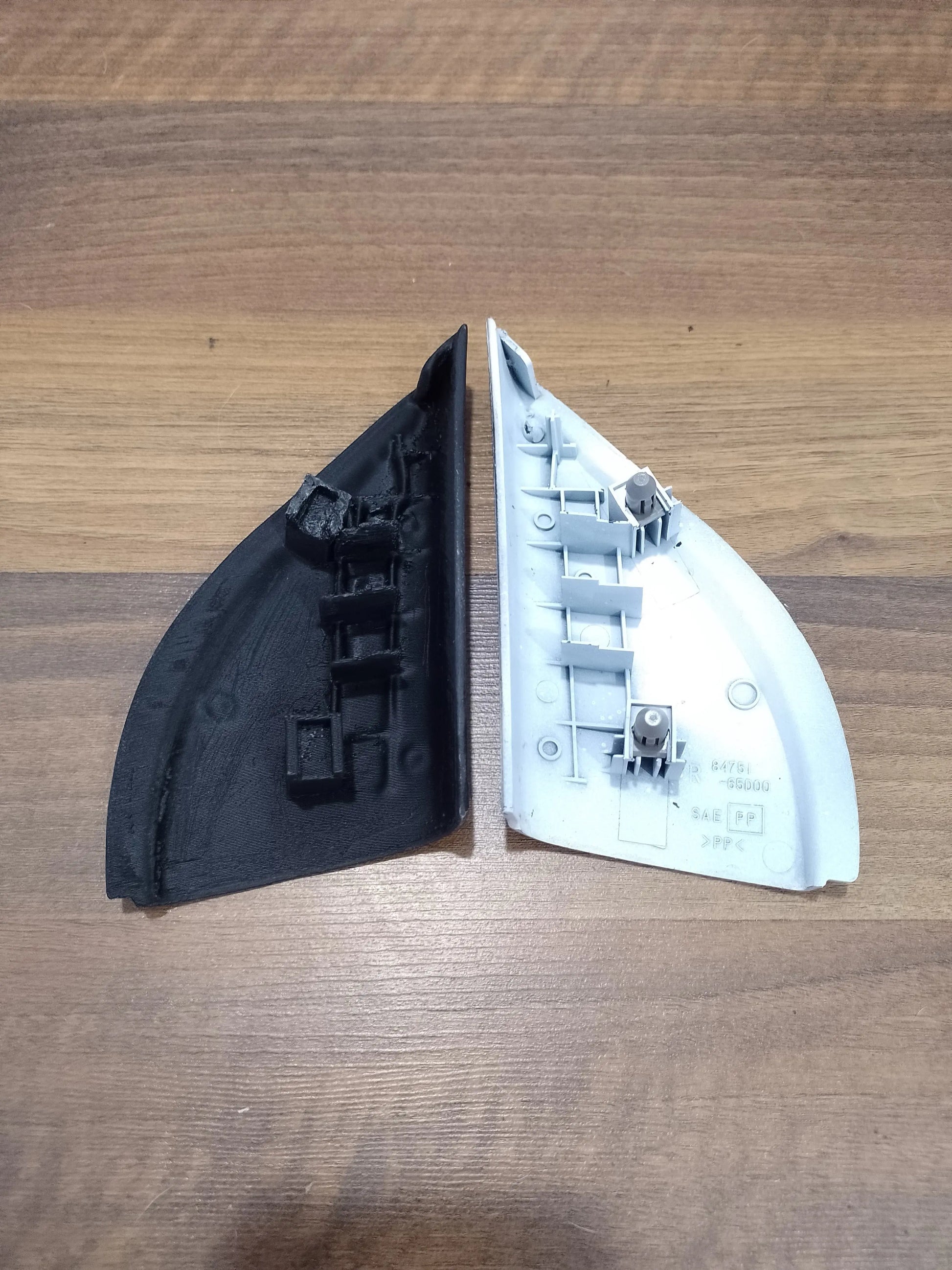 Cache intérieur de rétroviseur – Suzuki Grand Vitara L'atelier 3D