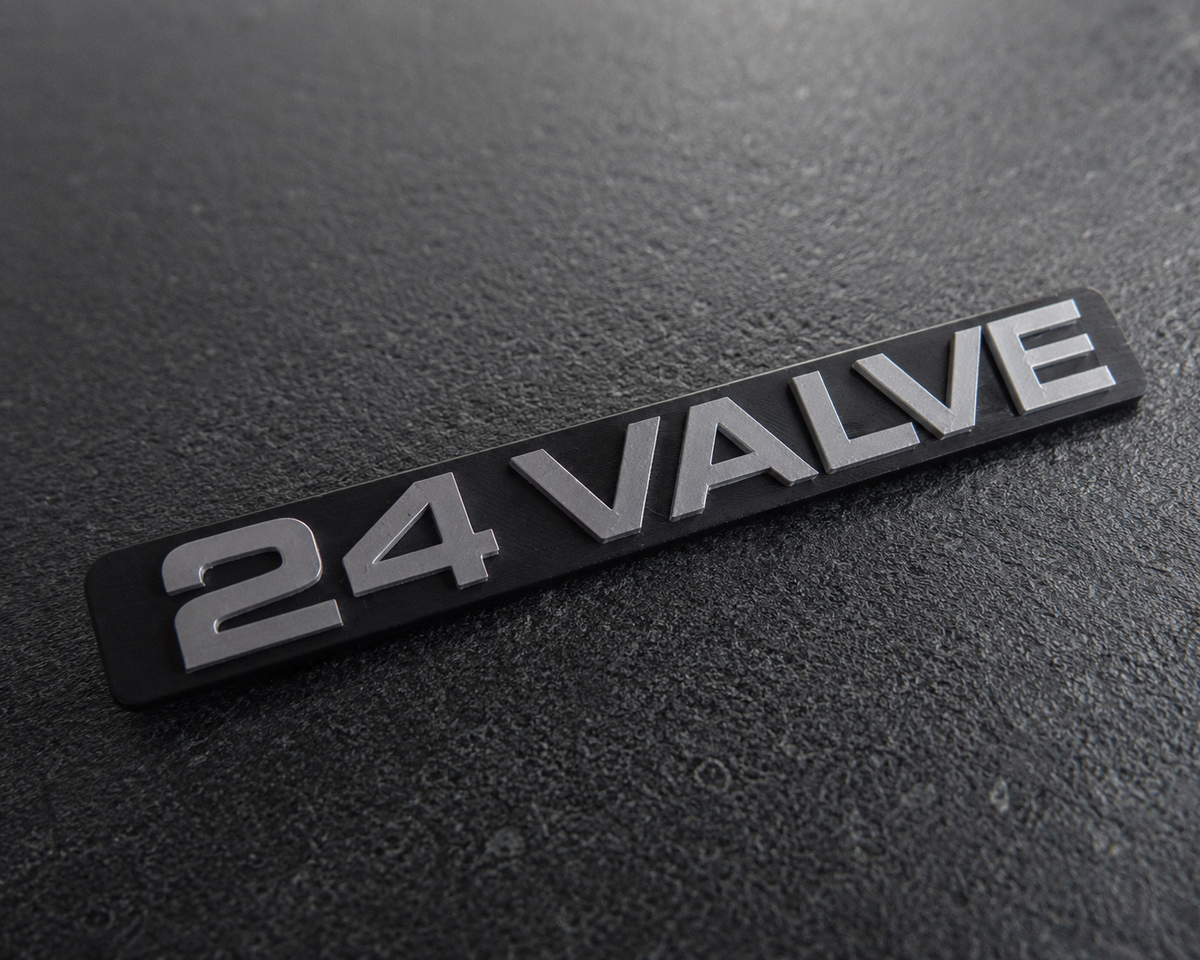 Emblème 24 VALVE pour Toyota Land Cruiser 80 FZJ80 imprimé en 3D