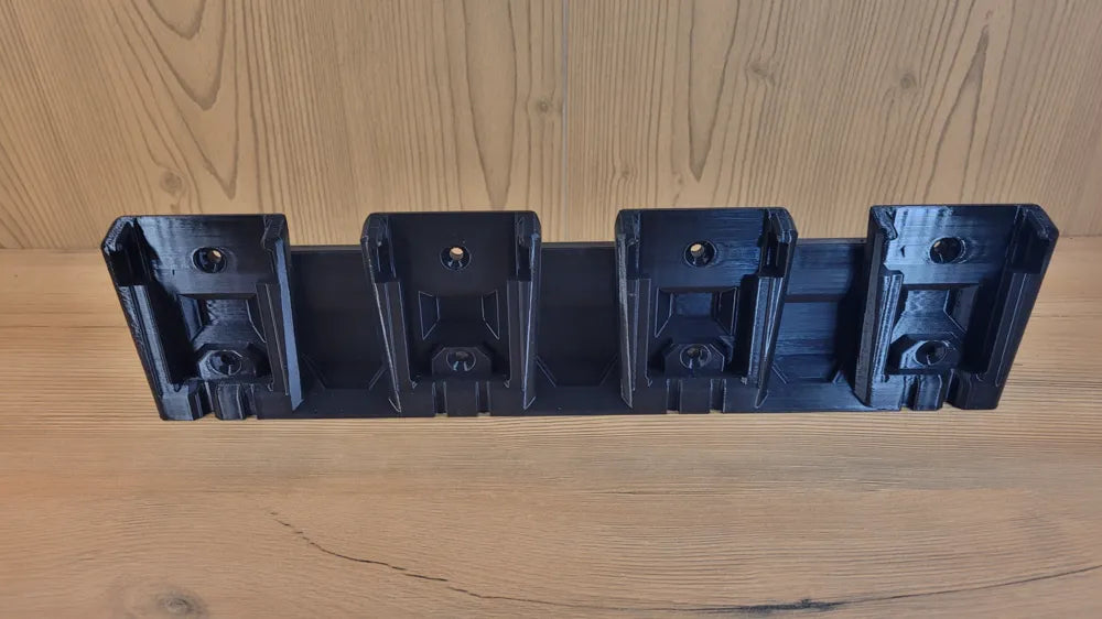 support batterie Milwaukee M18 mural 4 batteries rack mural